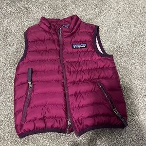 Patagonia 12-18 deep purple Vest